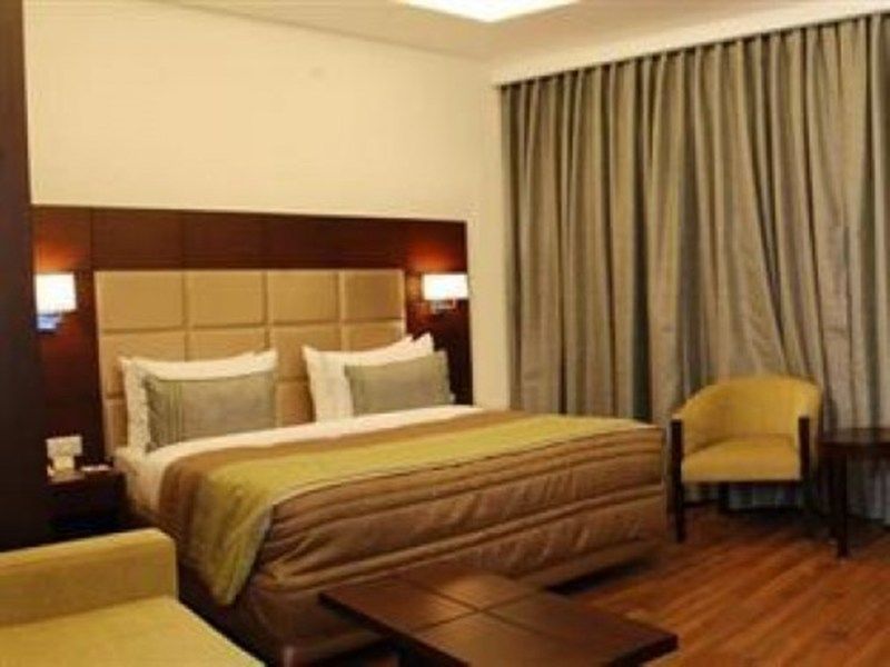 Africa Avenue Gk - 1 Hotel นิวเดลี ภายนอก รูปภาพ