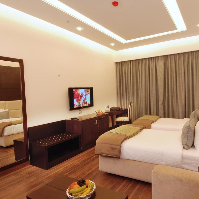 Africa Avenue Gk - 1 Hotel นิวเดลี ภายนอก รูปภาพ